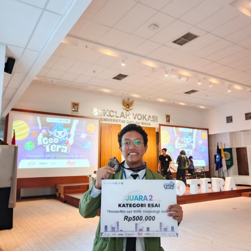 Mahasiswa Teknik Geomatika  meraih Juara 2 Kompetisi Esai dalam ajang nasional GEOTERA 2026